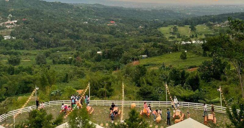 Instagram.com/Woolycafe.id